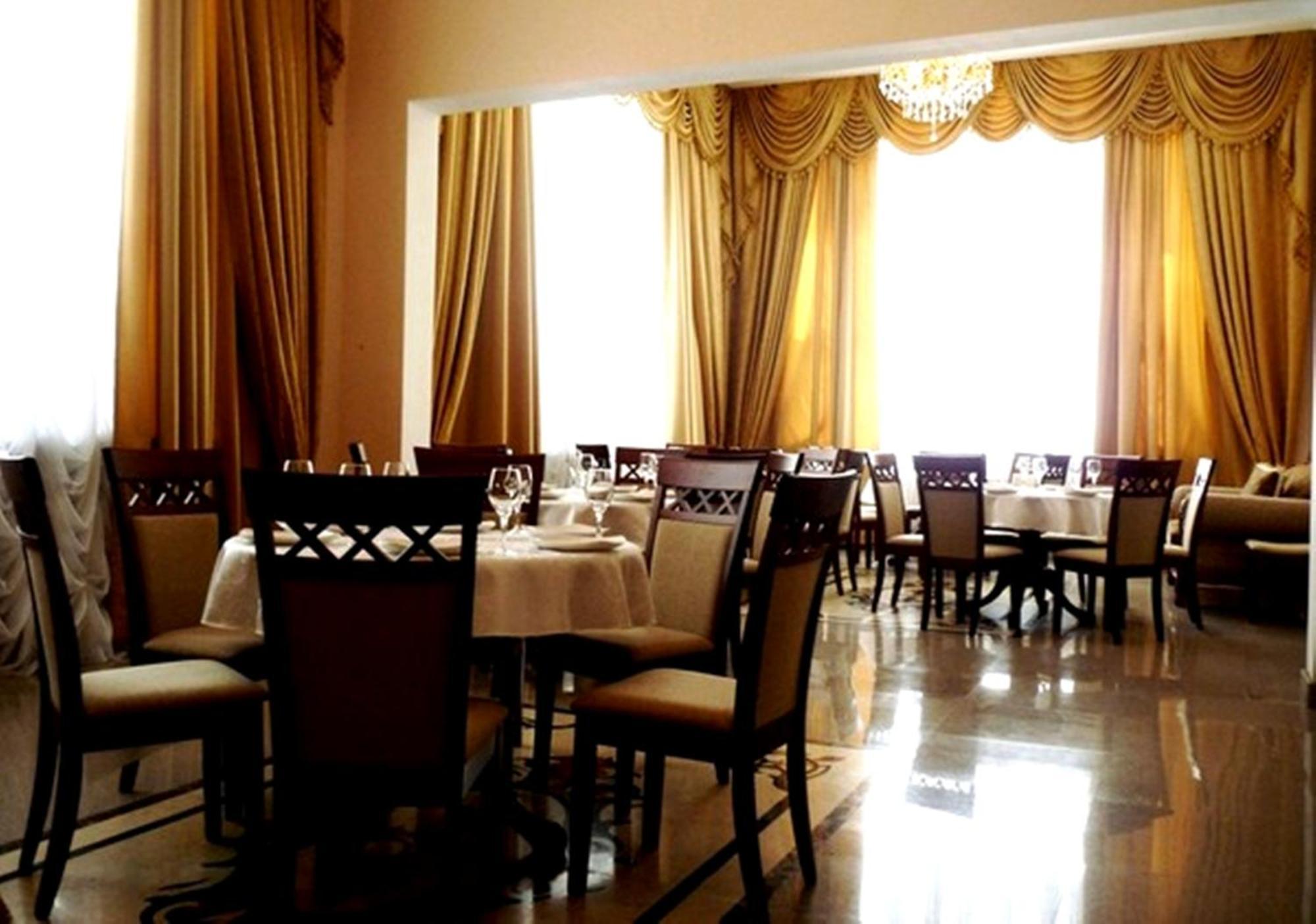 Hotel Эдельвейс Almatý Exterior foto