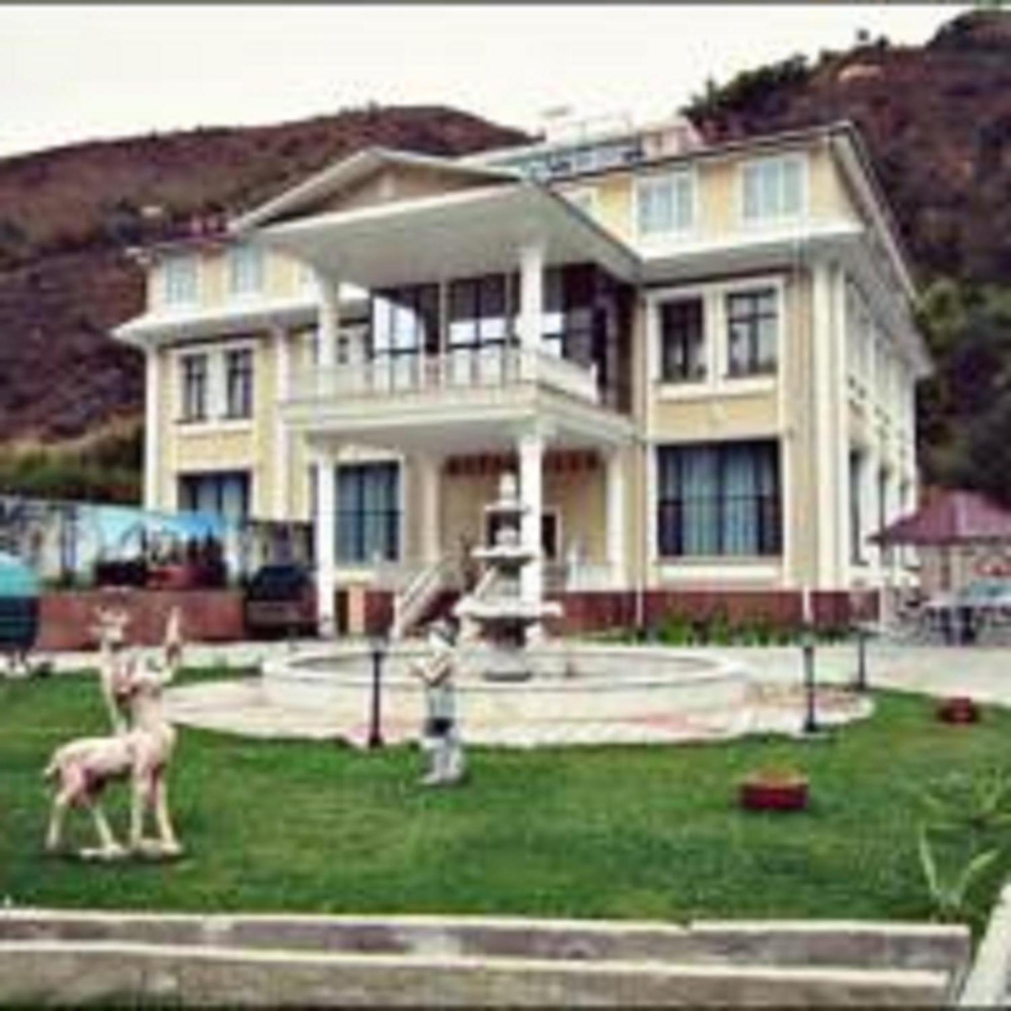 Hotel Эдельвейс Almatý Exterior foto